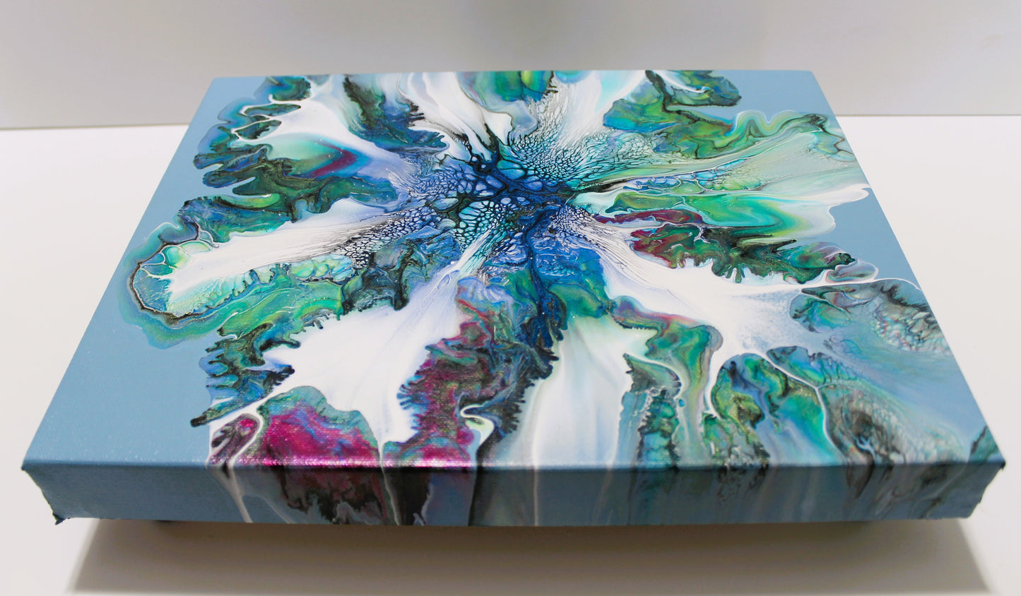 Fluid Art Bloom
